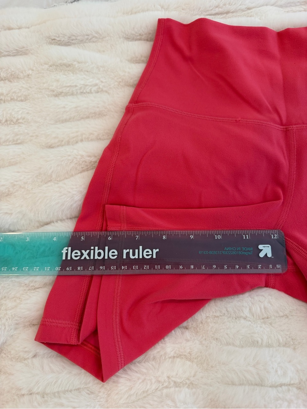 lululemon athletica Women's Hot Pink Bike Shorts - Picture 4 of 6